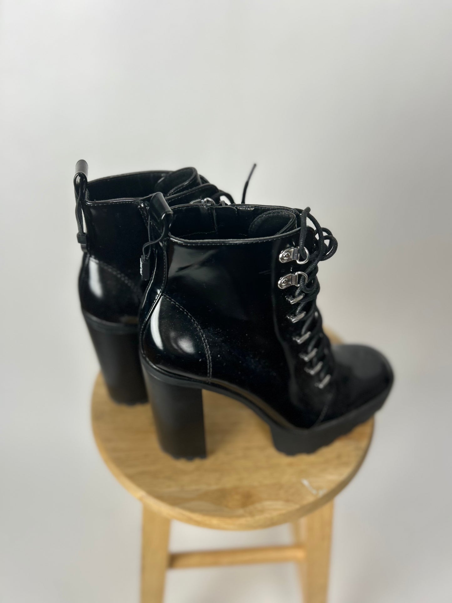 Zara - Healed Booties