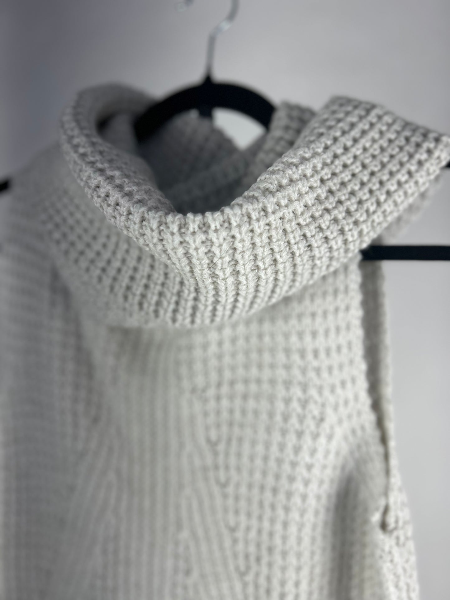 Devoted - Long Knit Vest