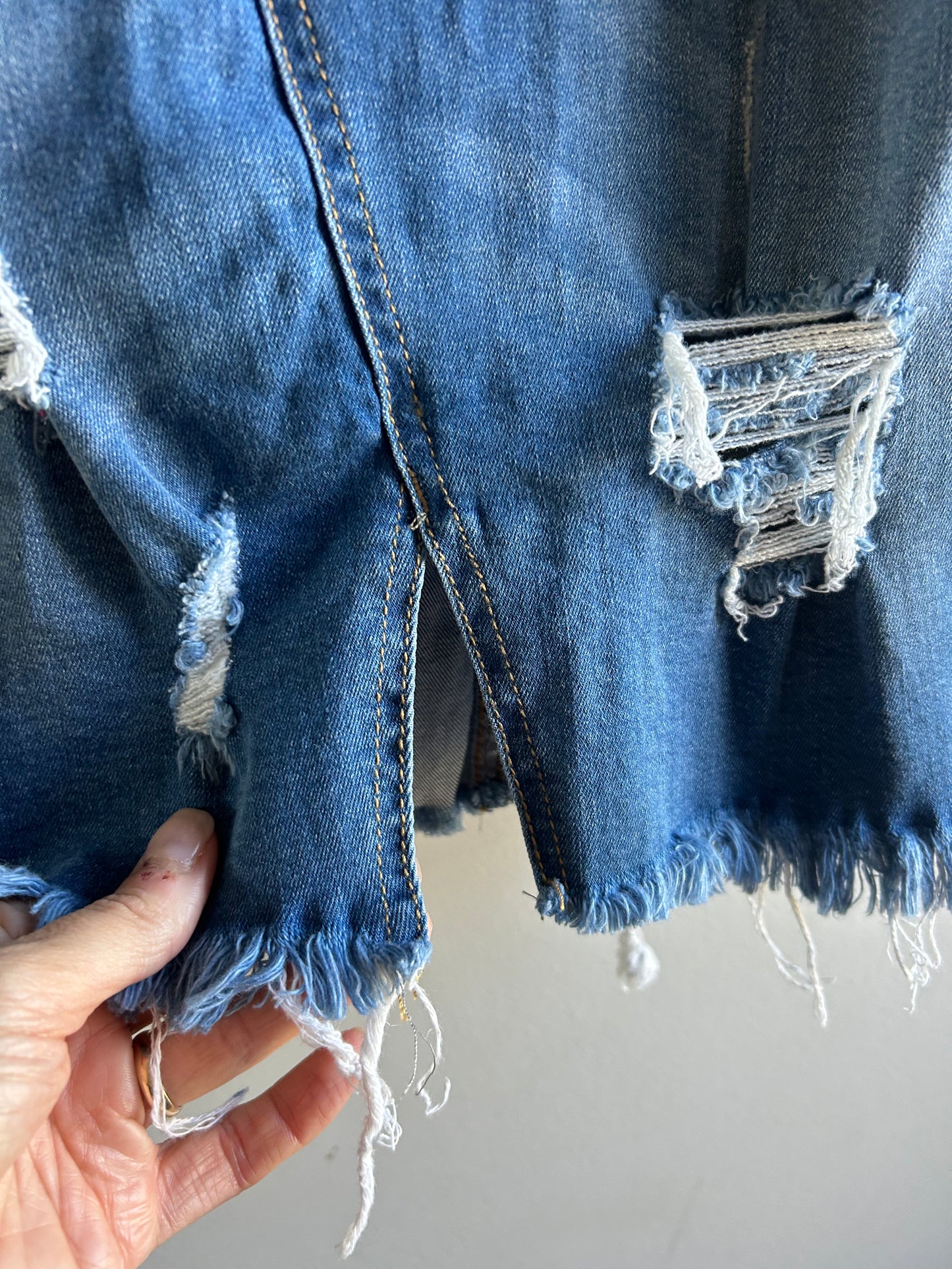 Fashion Nova - Distressed Denim Skirt