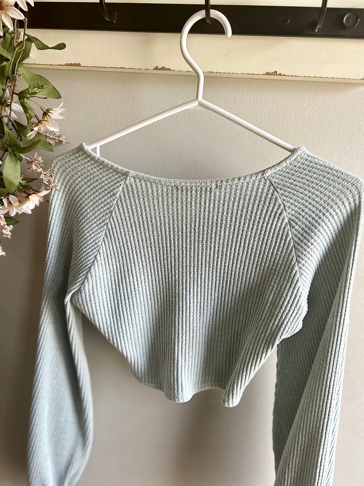 Zaful - Cropped Athletic Top