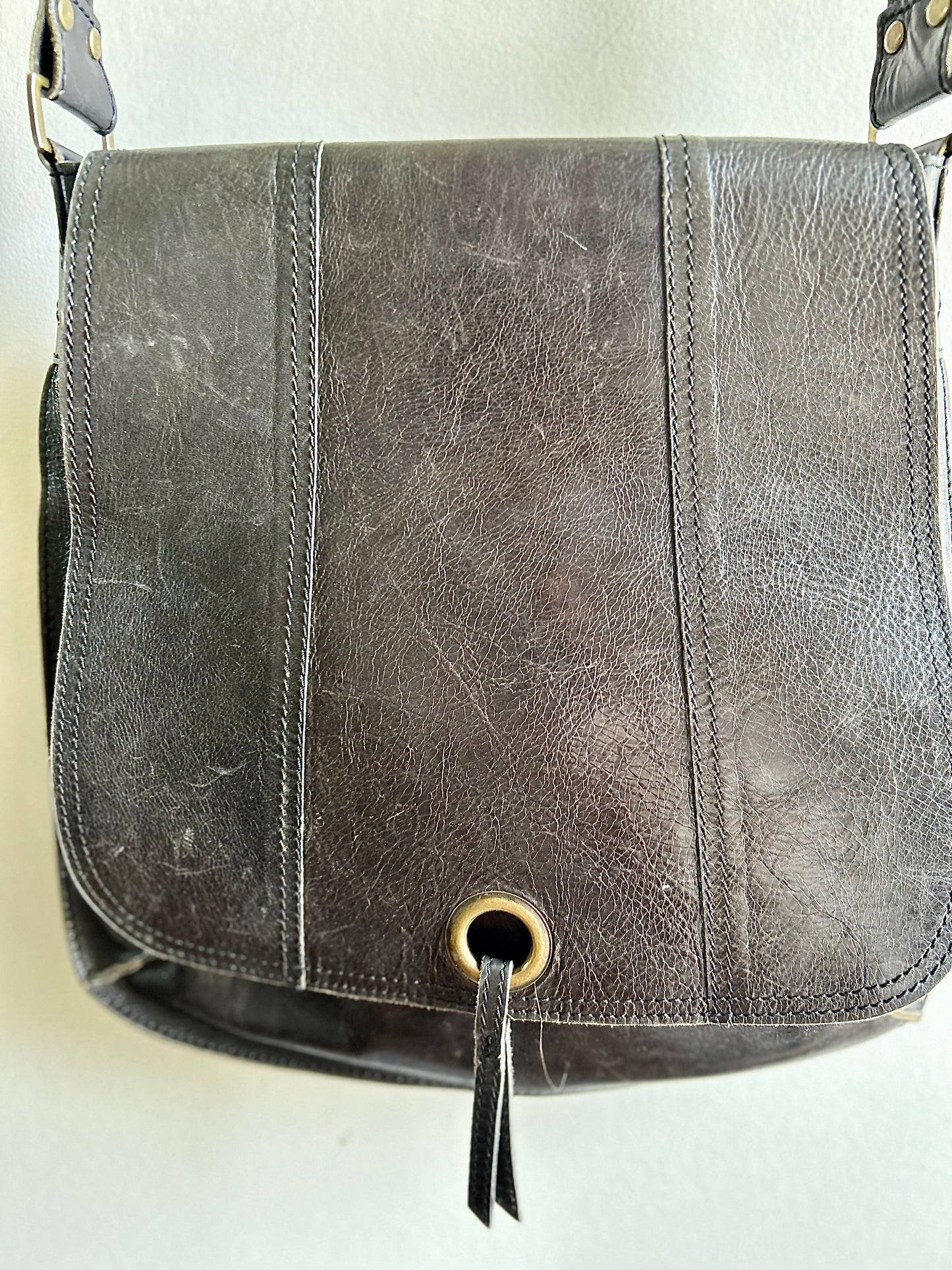 Genuine Leather - Messenger Bag